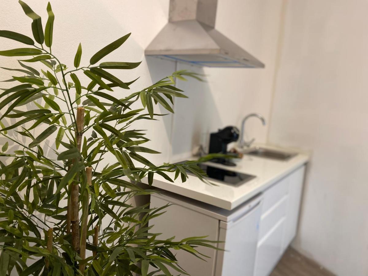 Apartamentos Mercado De Triana เซบีญา ภายนอก รูปภาพ