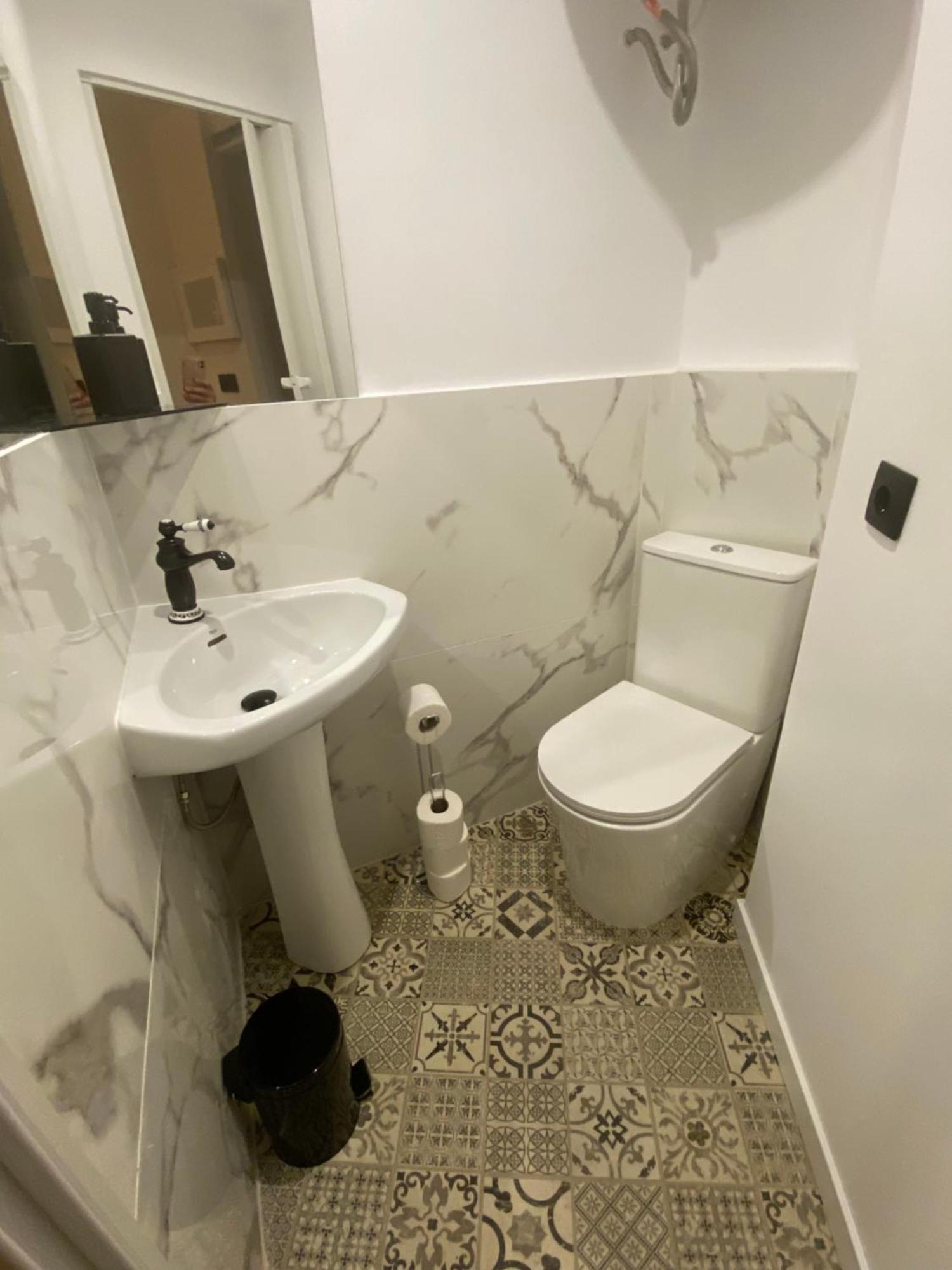 Apartamentos Mercado De Triana เซบีญา ภายนอก รูปภาพ