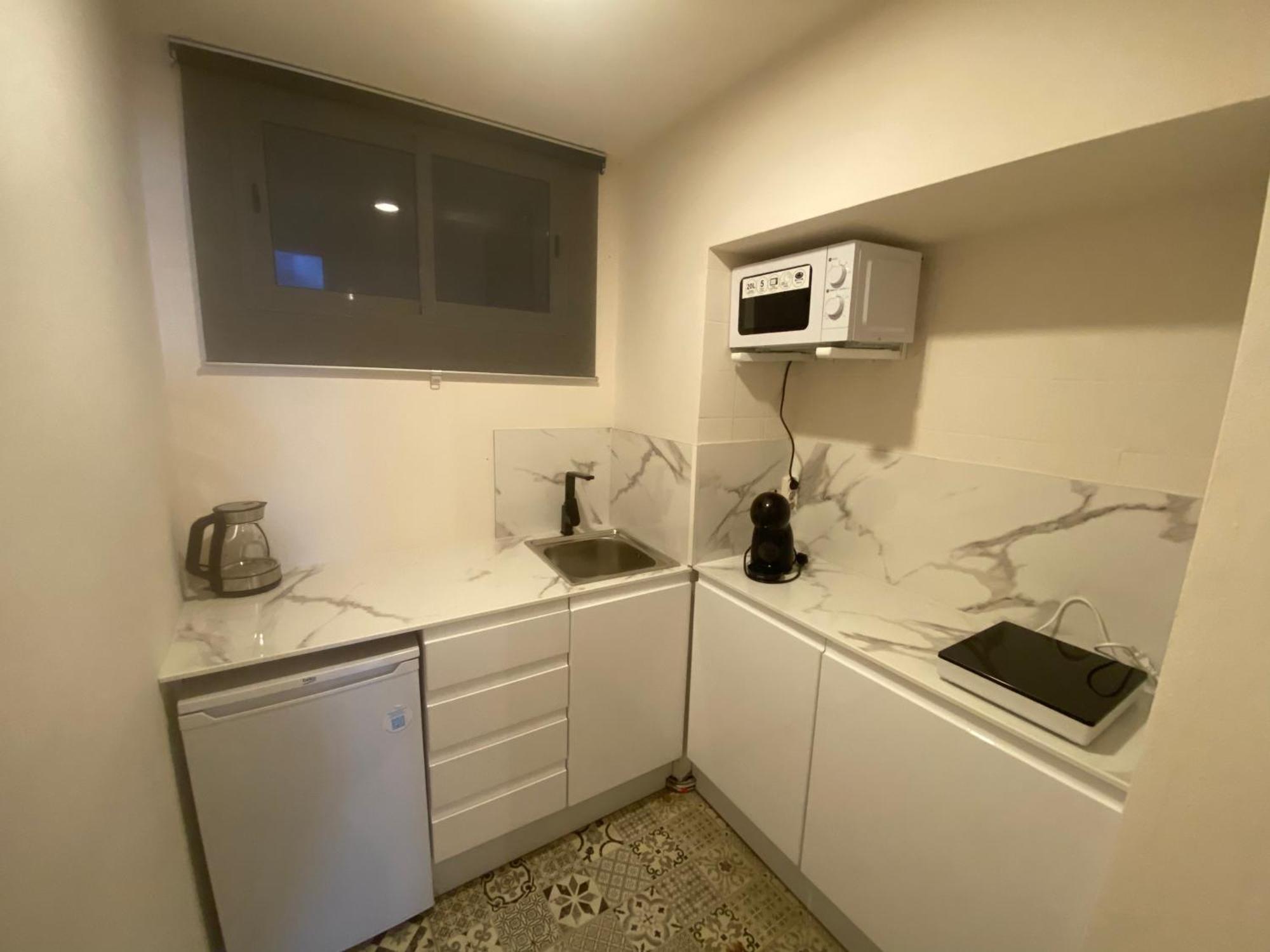 Apartamentos Mercado De Triana เซบีญา ภายนอก รูปภาพ